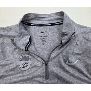 Nike Running Cleveland Cavaliers Pullover Men L 1/4 Zip Light Jacket LIMITED USE